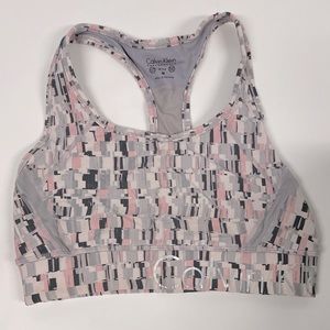 Medium Calvin Klein Performance Sports Bra